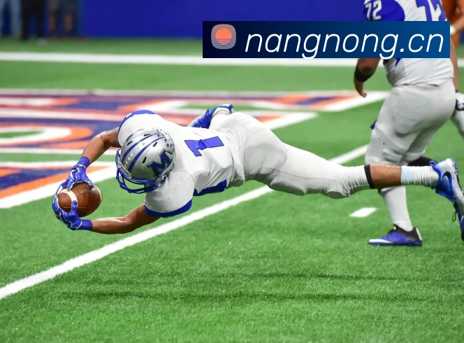 北京冬奥会开幕日点燃激情：冰雪运动热潮推动全民健身新风尚